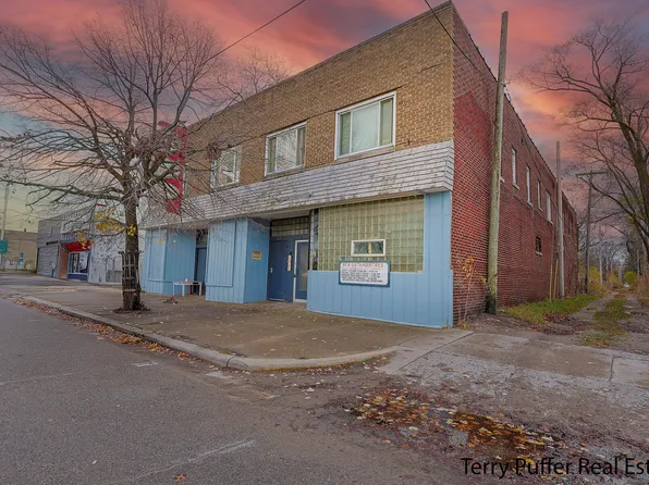 167 W Broadway Ave, Muskegon, MI 49444