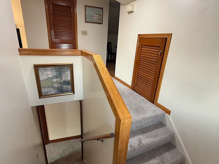 160 Woodside Ave NE #3 — Photo 4