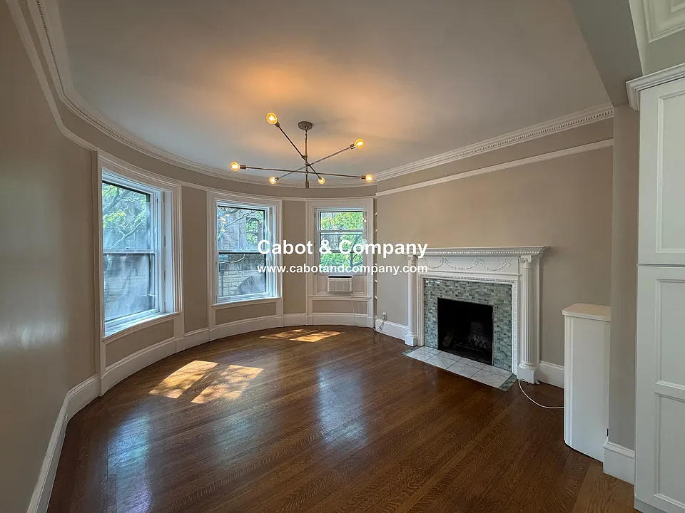 188 Commonwealth Ave #56