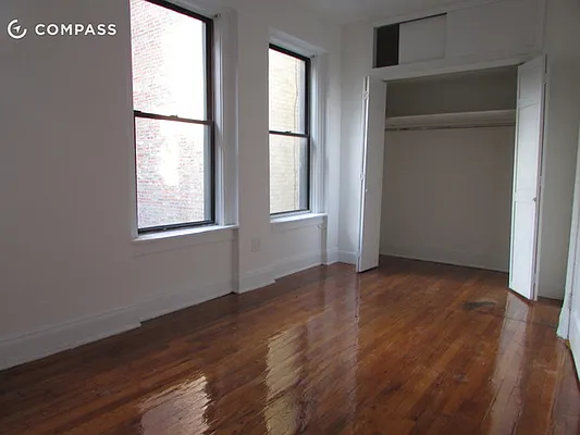 Rented by Compass | media 12