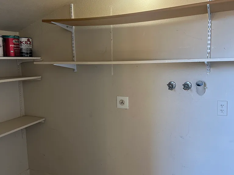 622 Arcadia Dr — Photo 9