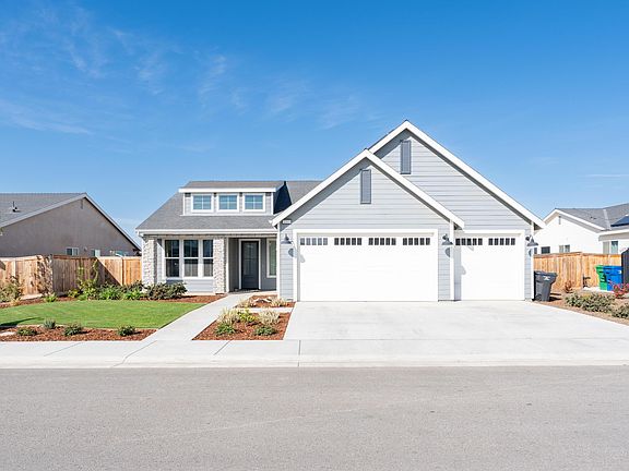 2nd image of 3203 Blue Creek Lane