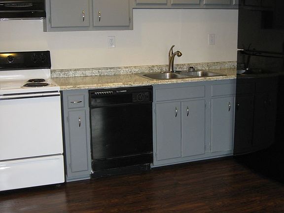 3rd image of 1372 W Ocean View Ave APT 206