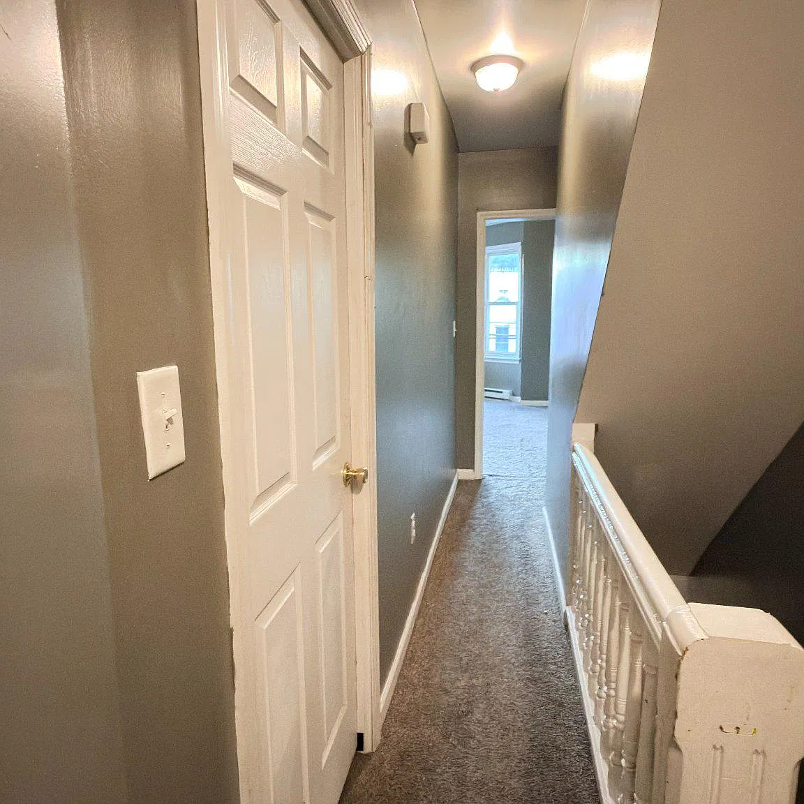2 bed, 1.0 bath, 860 sqft, $1,000 — Photo 2