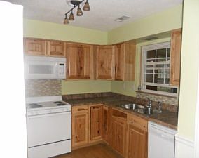 4th image of 3007 Marvin Cir