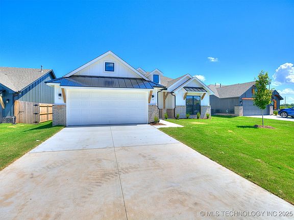 2nd image of 9533 E 131st Pl S