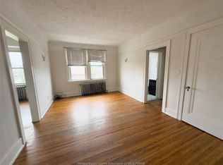 710 Giles Blvd E #303, Windsor, ON N9A 4E4