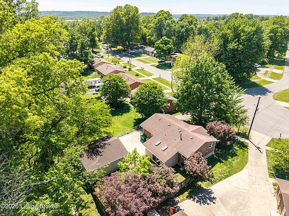 5th image of 3310 Bowie Dr