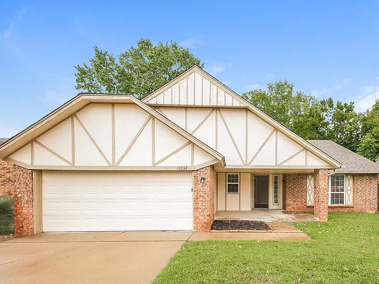 11032 N Eagle Ln — Photo 1