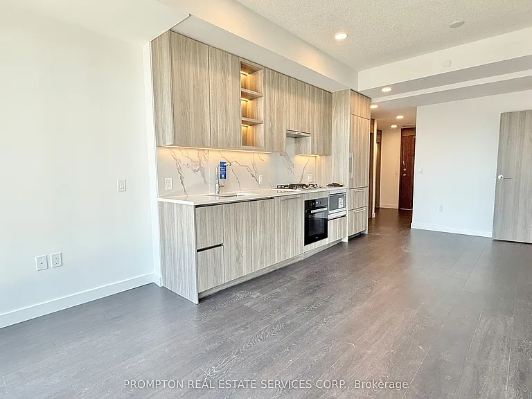 68 Esther Shiner Blvd #2015 — Photo 15