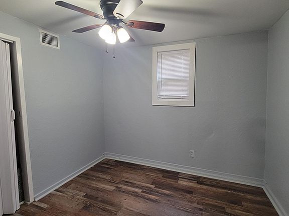 4th image of 1315 N Bois D Arc Ave #4