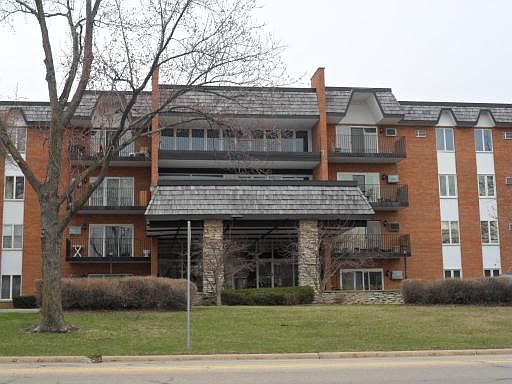 1st image of 4221 Saratoga Ave APT 211A