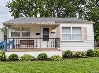 22401 Cunningham Ave, Warren, MI 48091