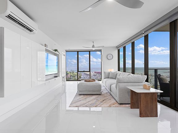 3rd image of 600 Ala Moana Blvd #1402