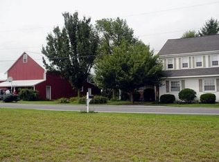 794 Fairview Rd, Manheim, PA 17545