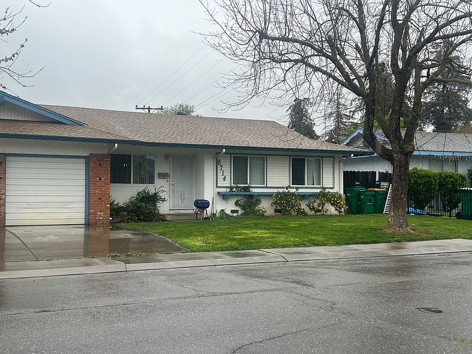 Front of unit 8714