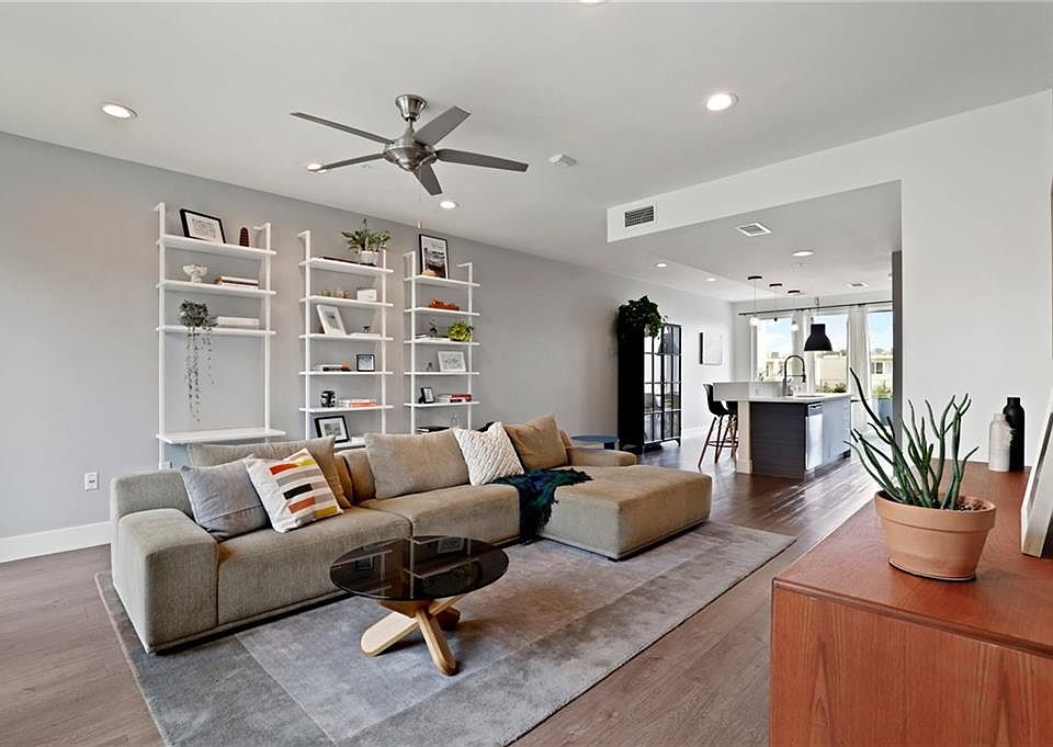 1st image of 604 N Bluff Dr Unit 250