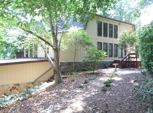 117 Ridge Rd, Berkeley Lake, GA 30096