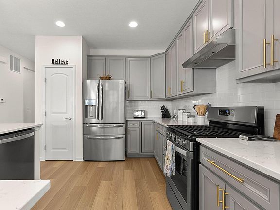 5th image of 6059 Limewood Dr