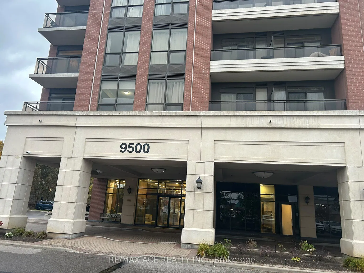 1 bed, $1,100 — Photo 2