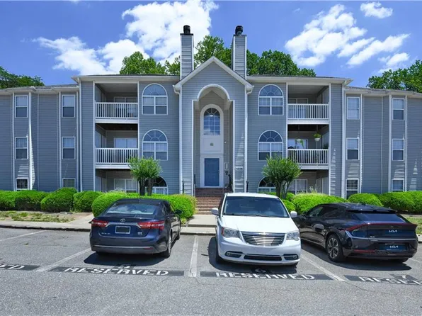 5008 Lawndale Dr Unit A, Greensboro, NC 27455