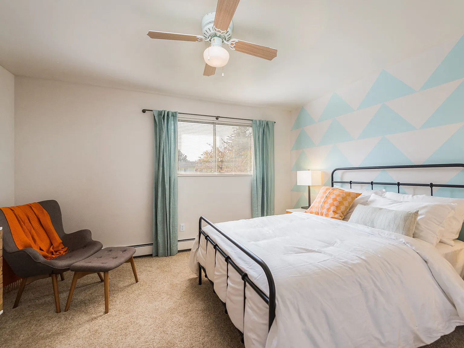 Village Gardens Apartments — Photo 4