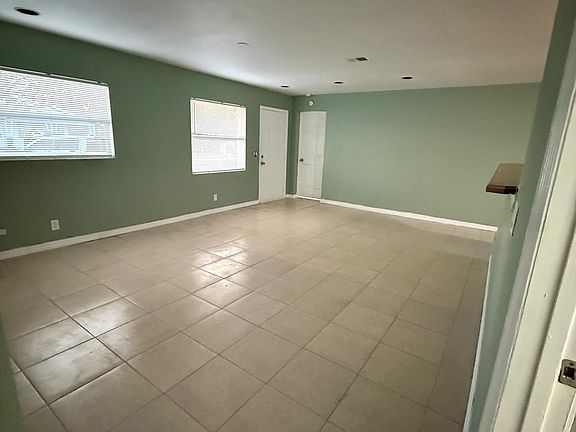 2nd image of 2414 Wishing Well Cir