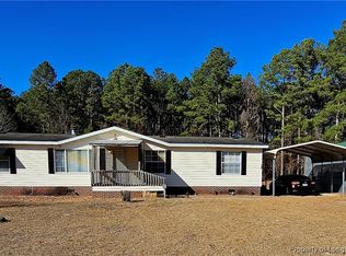 2156 Maxton St, Autryville, NC 28318