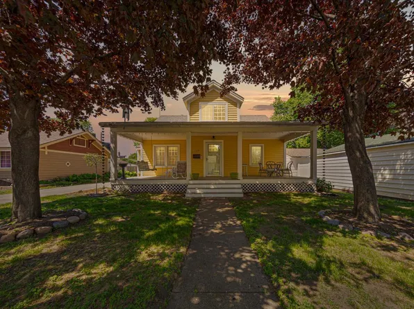 2218 7th St NE, Minneapolis, MN 55418