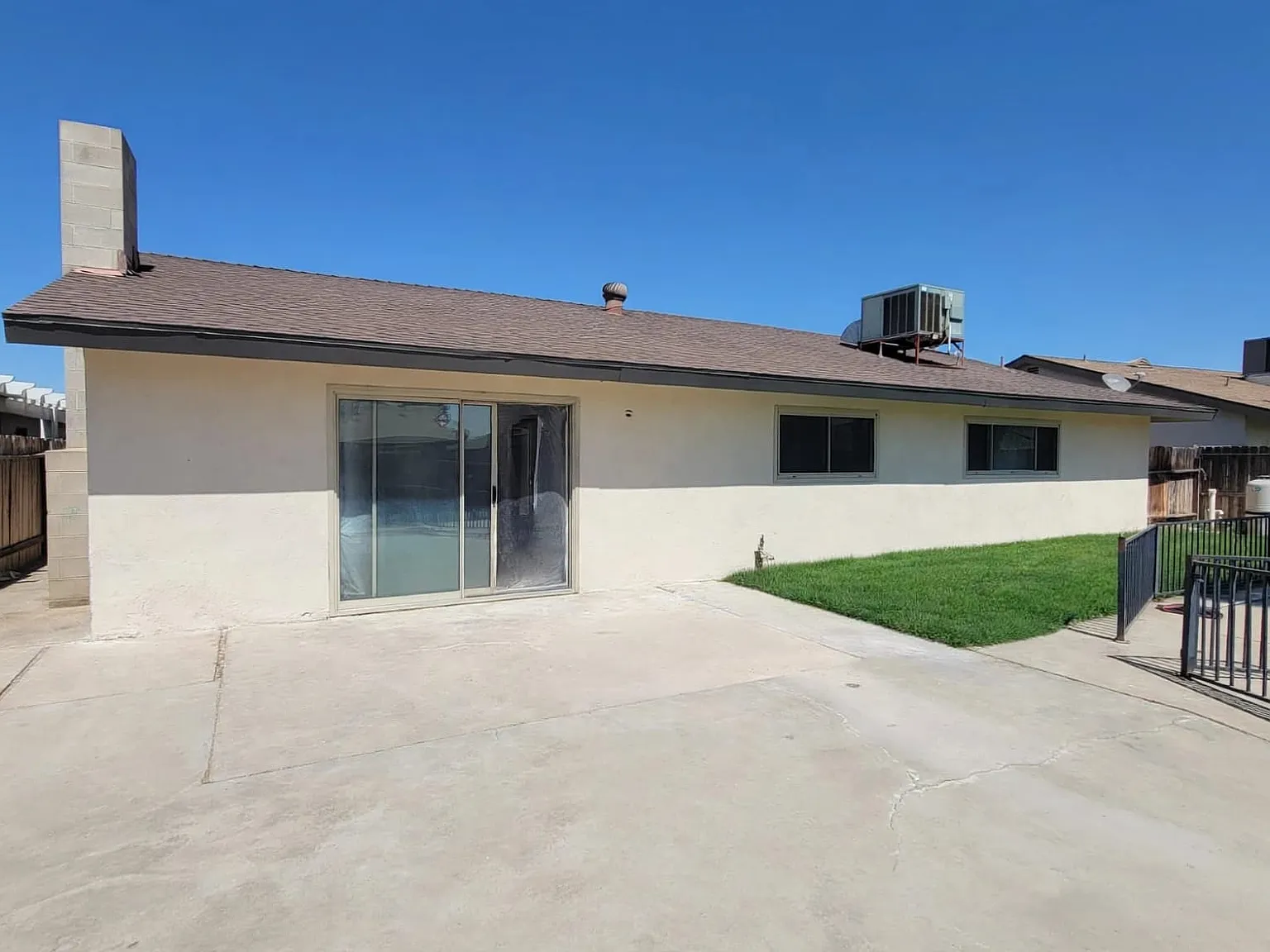 4 bed, 2.5 bath, 1824 sqft, $2,750 — Photo 3