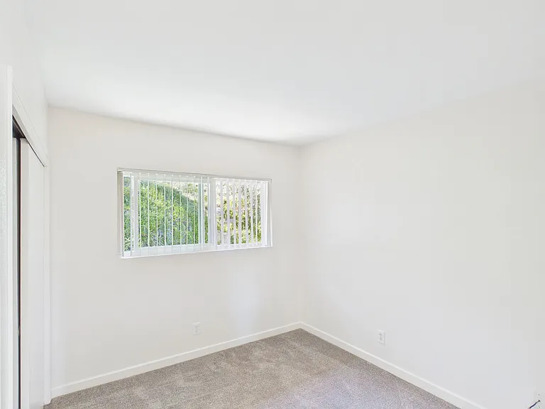 298 Eddie Dr — Photo 29
