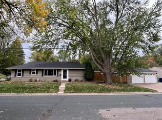 7705 Phoenix St, Golden Valley, MN 55427