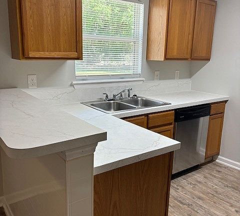 5th image of 13517 Foxwood Heights Cir E