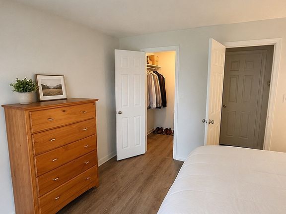 5th image of 14 Walden Dr APT 4