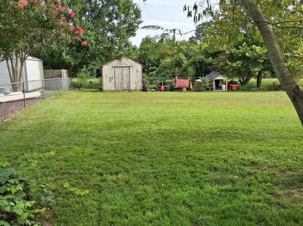 204 Grants Way, Four Oaks, NC 27524