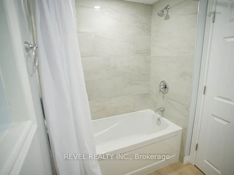 415 Chatham St #3 — Photo 13