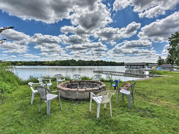 28083 Bayshore Dr NW, Isanti, MN 55040