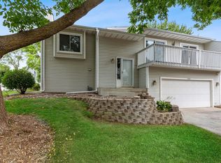 15586 Cornell Trl, Rosemount, MN 55068