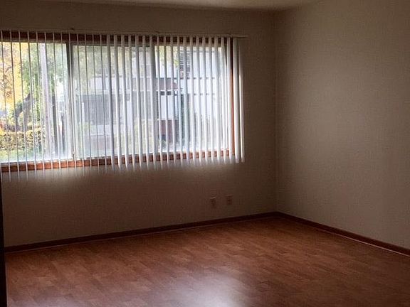5th image of 151 N 41st St #1