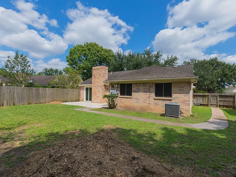 4106 Kitchen Hill Ln — Photo 35