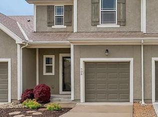 708 W Shawnee Ct, Gardner, KS 66030