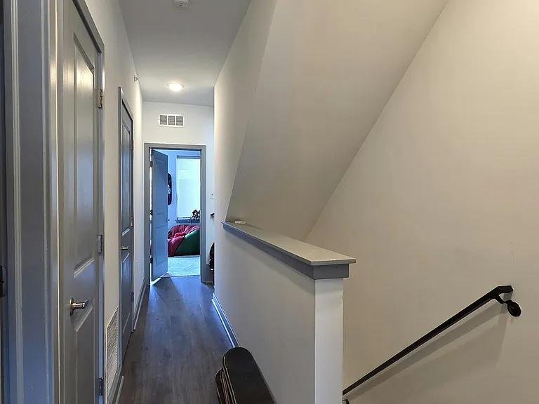 417 W Berks St #2 — Photo 12
