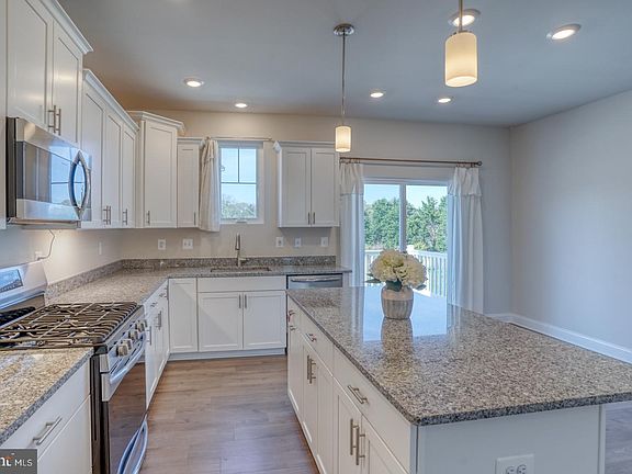 4th image of 24309 Cassville Ln