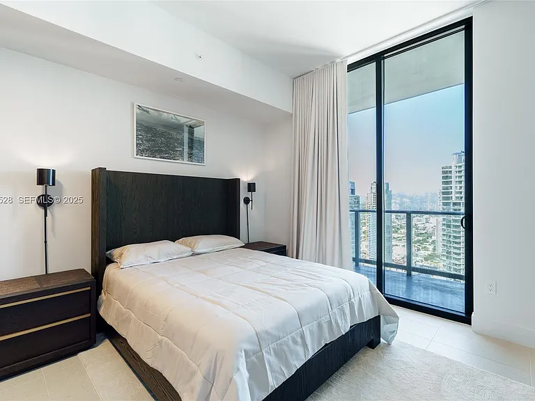 601 NE 1st Ave #Penthouse 5001 — Photo 21