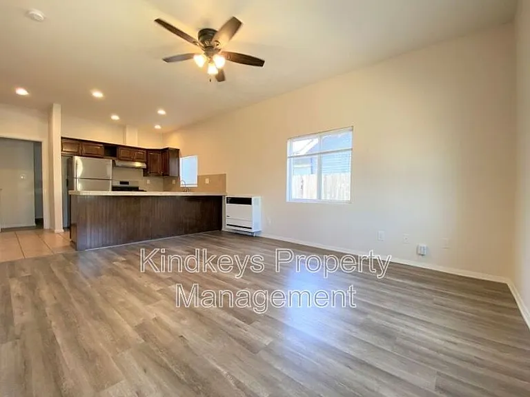 4674 Iowa St — Photo 1