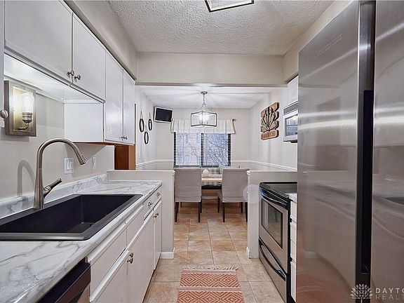 2nd image of 3635 Kohn Dr APT 4303