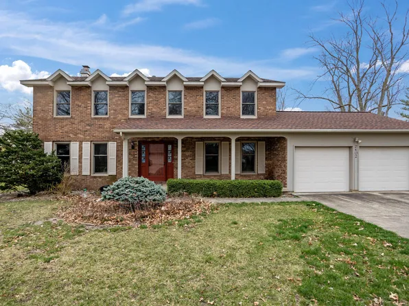 2402 Brookens Cir, Urbana, IL 61801