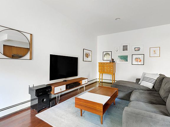3rd image of 244 N 5th St APT 1