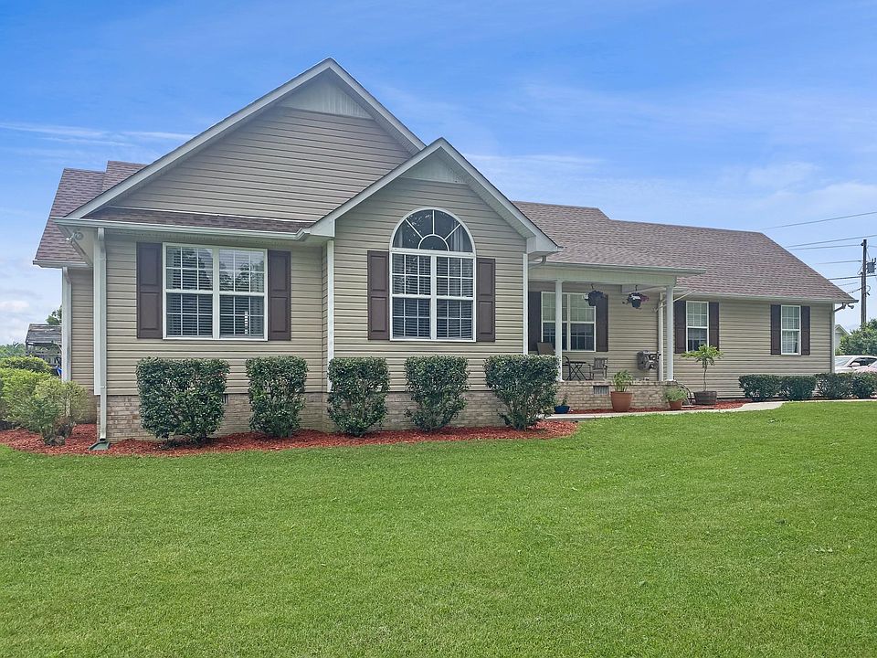 1st image of 39 River Wood Dr