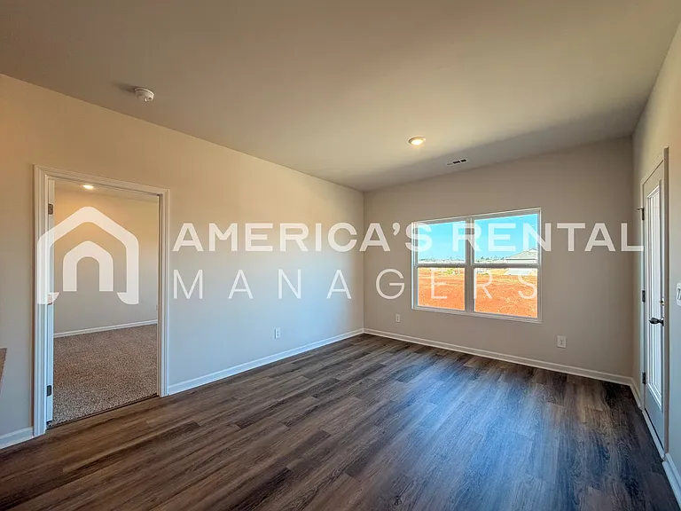 171 Keller Dr — Photo 26